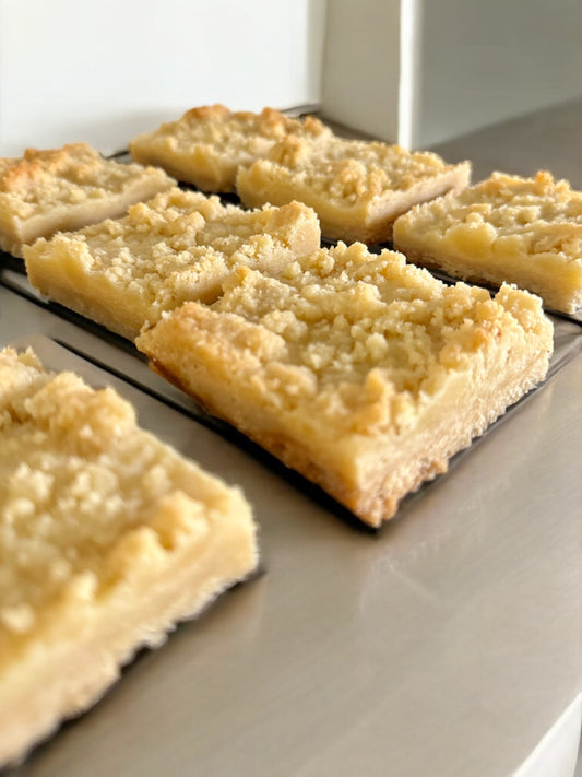 Keto Organic Lemon Crumb Bars Boosted with Collagen